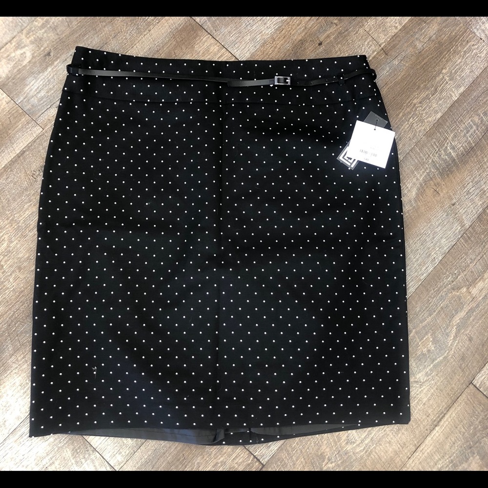 NWT Liz Claiborne Skirt - 18